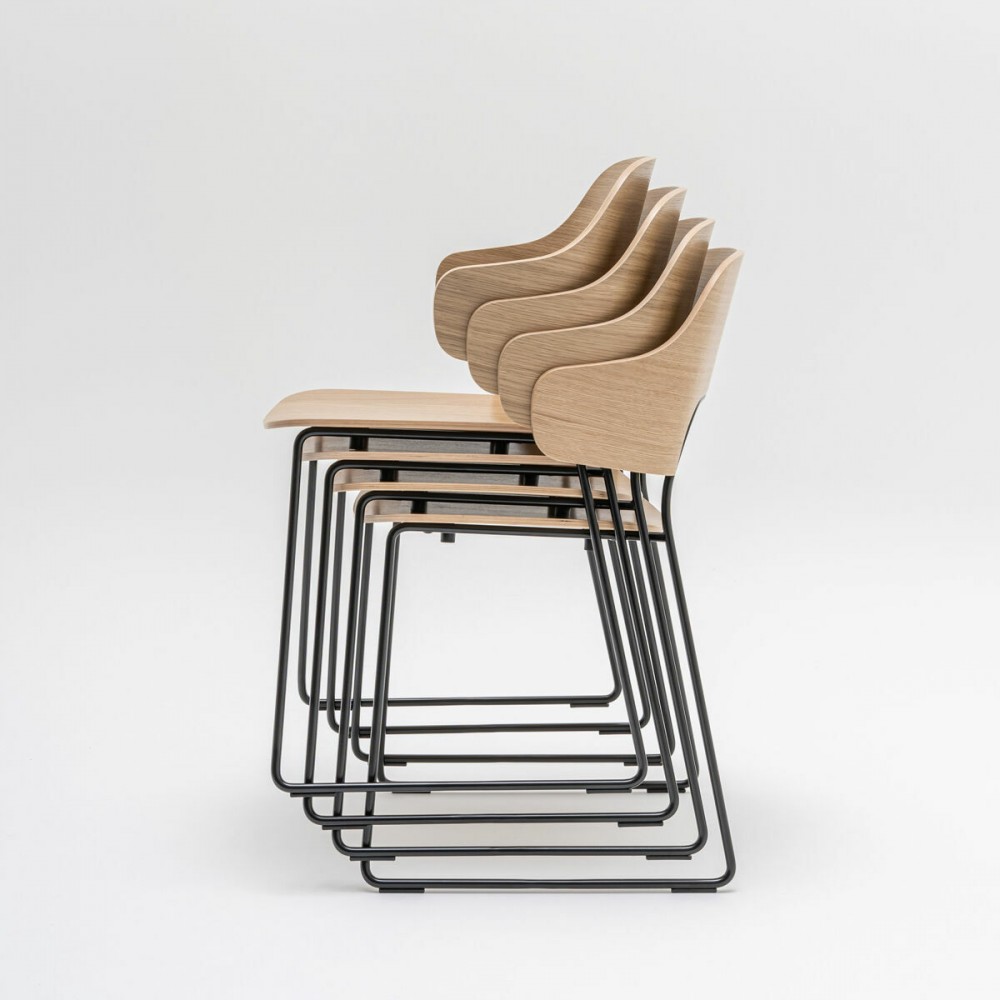Chaise ALFI : empilable par 5