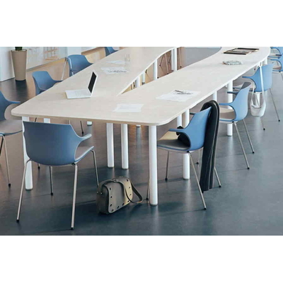 Table INEO14 places, forme en V