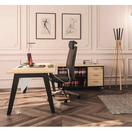 Bureau droit STILY, avec voile de fond translucide. Console mobile à commander à part